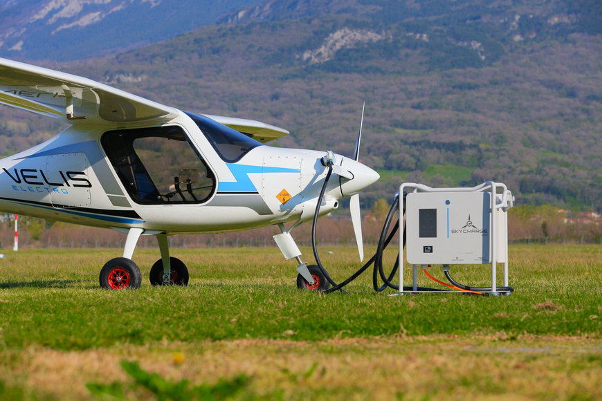 SKYCHARGE se stal první nabíjecí stanicí pro elektrická letadla s certifikací EASA